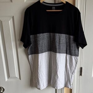 Old Navy Men's Black, White and Gray Soft Washed Tee, XL